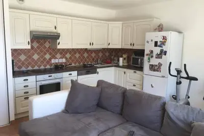Image de T2 climatisé tout confort avec balcon vue Mer Parking privé