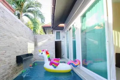 Image de pattaya pool villa 4 bedrooms