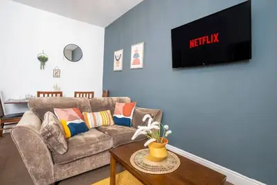 Image de Spacious 3 Bed Flat-Free Parking