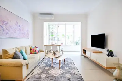 Image de Charming 2br in Basel Square by HolyGuest