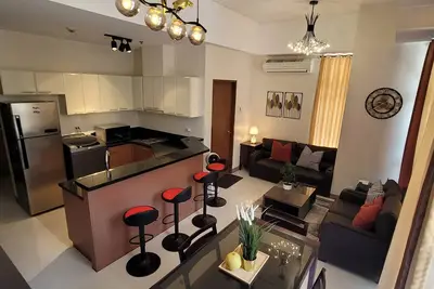 Image de Fully Furnished Modern 1 Br Condo at The Venice Luxury Residences