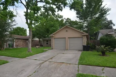 Image de House 3 years old, Close to mall, Restaurants, Iah\n