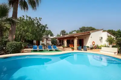Image de Font Campo (Mar). Lovely villa in Pollensa with heated pool