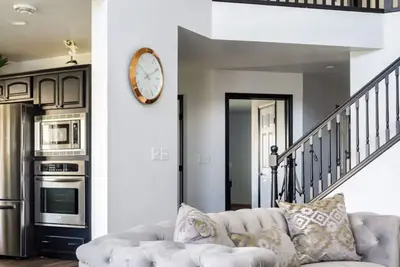 Image de This peaceful and spacious home is the perfect place for your stay in West Fargo