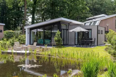 Image de Spacious house with large garden. Enjoy a wonderful holiday!