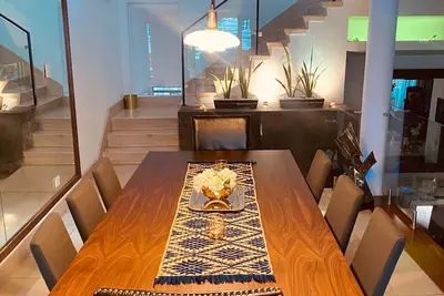 Image de Spectacular house in the heart of Polanco with with terrace and garden