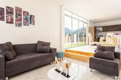 Image de Beautiful country house, ideal to enjoy and rest on your vacation.