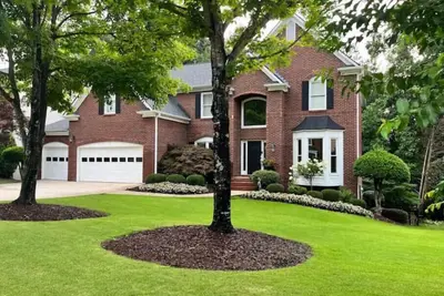 Image de Cozy 2 Bedroom Garden Daylight Basement Apartment