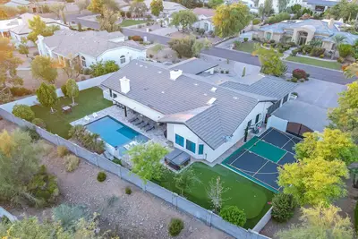 Image de Luxury Scottsdale Villa with Heated Pool and Spa