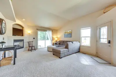 Image de Game Room: Centrally Located Colorado Springs Gem