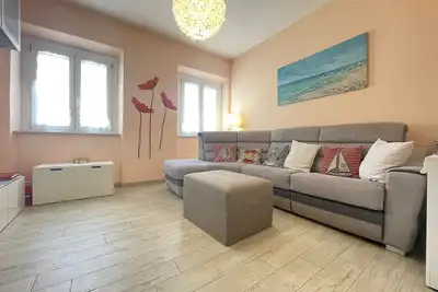 Image de Apartment Flowers and Butterflies