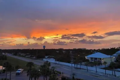 Image de Perdido Key - Beach and Sparkling Pool. Sleeps 6.