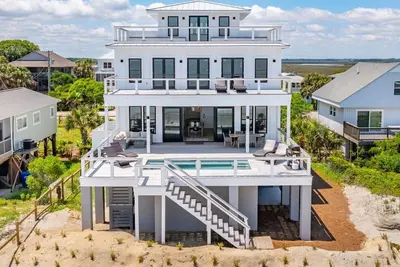 Image de 1713 East Ashley! Luxurious Home, Private Oceanfront Pool