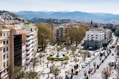 Apart. en Puerta Real de Granada