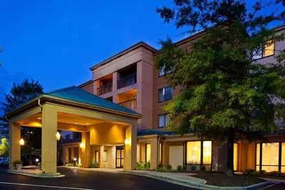 Image de Spacious Good-Value Accommodation! 2 Pet-Friendly Units, Near The Summit!