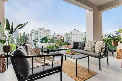 Image de Sanders Premier - Appartement confortable de 2 chambres avec balcon
