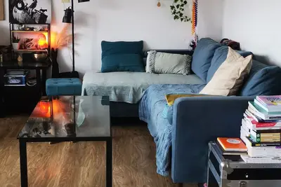 Image de 1 bedroom apt. of an Artist photographer close to Cannes Croisette