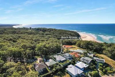 Image de Yellow Fin - Close to the beach with ocean glimpse