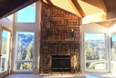 Image de Amazing View Cabin! Jacuzzi Views! Cool Breezes!
