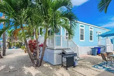 Image de Water Front Location With Great Location To Key West.