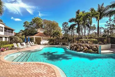 Image de Enjoy endless activities and a beautiful view in Pelican Landing!