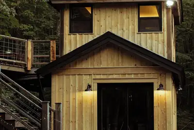 Image de Pet Friendly✦Sauna✦5 min to Lake Superior✦15 min to downtown Gm ✦In Maple Forest