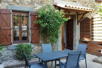 Image de Occitanie maison centre village Argeliers, 200m du canal du midi. 30 mn plages