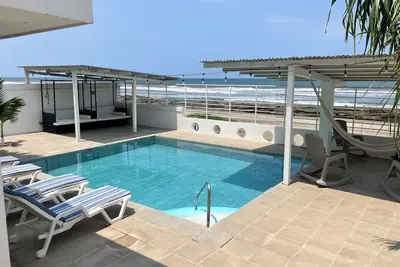 Image de Pacific Paradise in front of Las Cortinas de Pochomil!