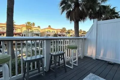 Image de Pelican Pete's Boathouse at South Padre Island Golf Club - Pet Friendly!
