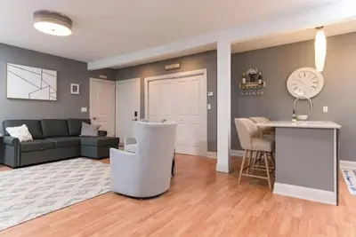 Image de Cheerful 1-bedroom New England Ranch