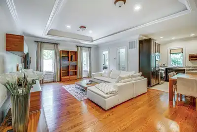 Image de Guest House in Private Villa ~ 23 Mi to Washington