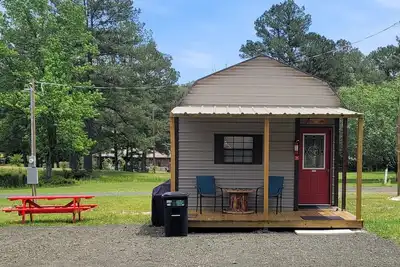 Image de Cabin Sleeps 4 to 6 Just minutes from Lake Sam Rayburn