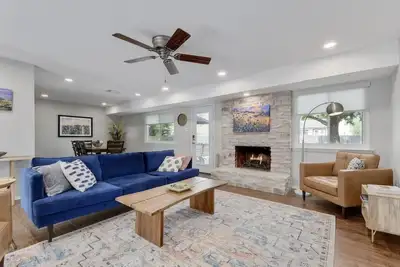 Image de Remodeled 3br, 2. 5 Bath Dog-Friendly Retreat w/ Large Backyard