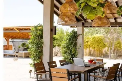 Desert Sky Ranch: Heated Pool, Mountain Views, Ping-pong, Fire Pit