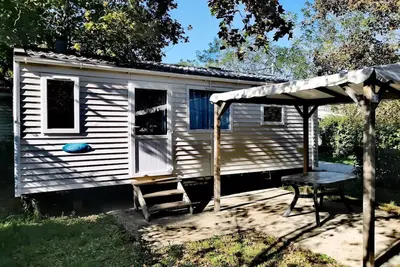 Image de Mobil-Home 2 chambres+ 6 personnes