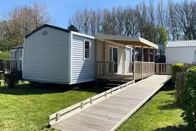 Mobil Home Confort 27m² Pmr 2 chambres dont terrasse + Tv 4 personnes