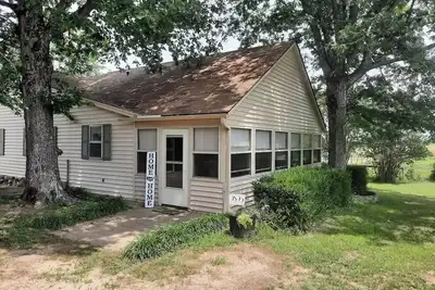 Image de The Old Home Place\n