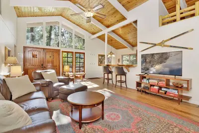 Image de Relaxing Ashwood Pines Retreat at Big Bear
