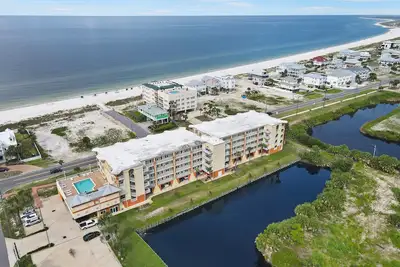 Image de Summerhouse 302 Offers Amazing Gulf Views, Community Pool, Hot Tub!