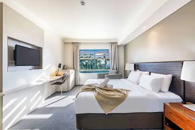 Image de Tropical Dream Stay at The Esplanade with Pool