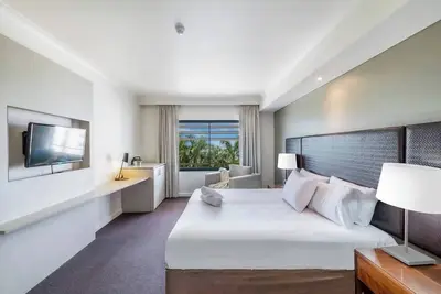 Image de Tropical Resort Living on Darwin Harbour with Pool