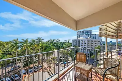 Image de Seaside Serenity w Pool Overlooking the Esplanade