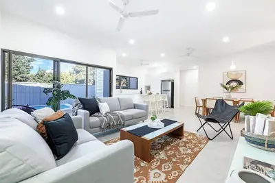 Image de The White Belle The Best of Fannie Bay Living