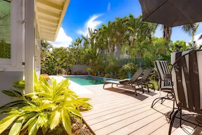 Image de Vahevala: Your Tranquil Mid-Town Key West Oasis, 3br Home, Pool & Close to Beaches & Duval Street!