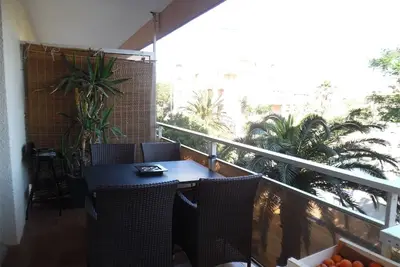Image de Studio avec loggia aménagée, 400m plage, parking sécurisé