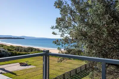 Image de Aqua Beachfront - Pet Friendly - 2 Mins Walk to Beach