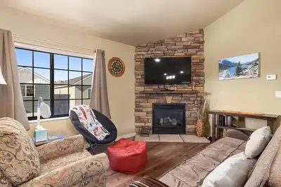 Image de Sweet Pea -Suite in Brewery/Cannery Historic District of the north end of town!
