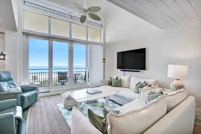 Image de 1136 Beach Walker - Hosted by Moore Ai Rentals