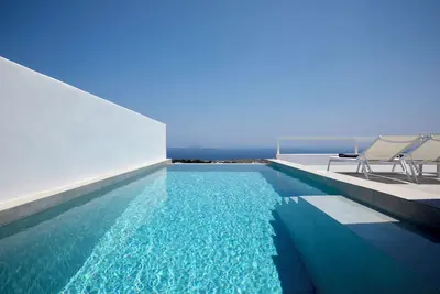 Image de Thadeos Villa with private jetted Pool