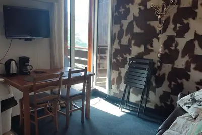 Image de Le Cow'sy 1800, adorable studio avec une superbe vue sur la vallée Blanche.
